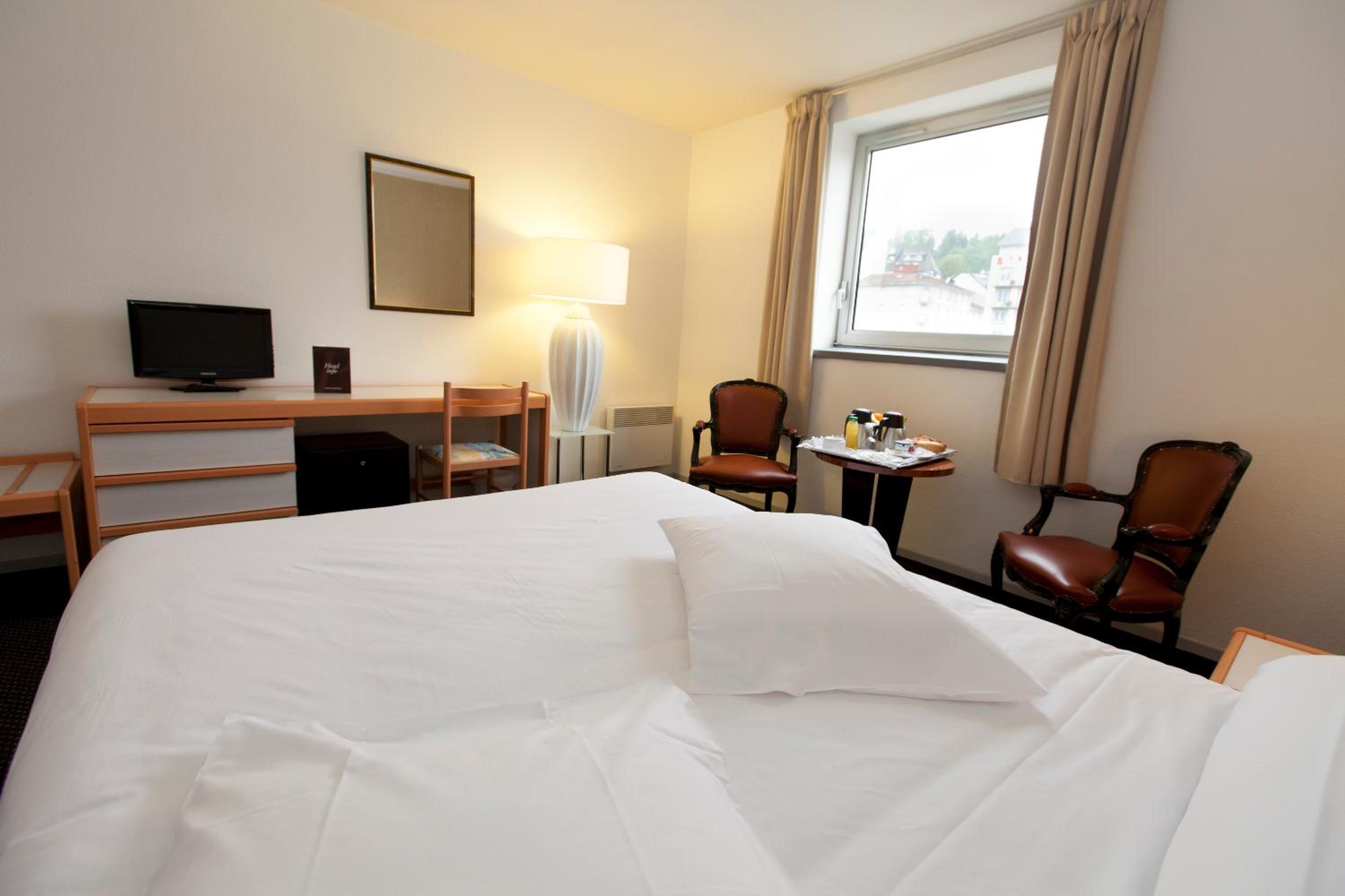 غرفة سوبيريور بسرير كينج، Hotel Paradis De Lourdes 7/10