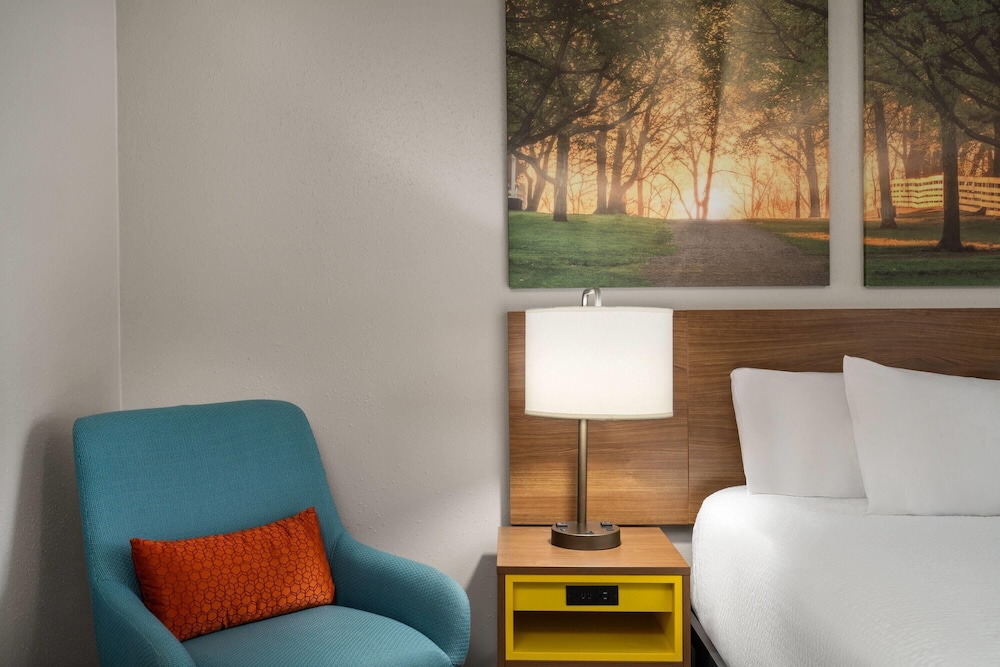 Days Inn by Wyndham Clanton, AL 27/40