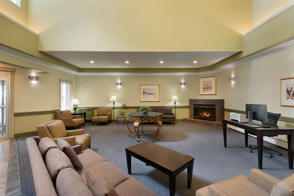 Stanton Suites Hotel Yellowknife 30/38