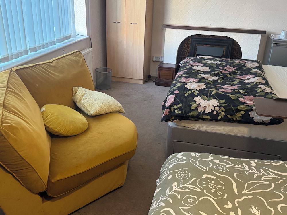 OYO Komegloba Exquisite room 25/40