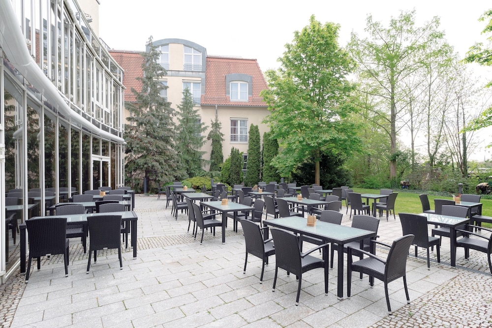 Seminaris Sunday Hotel Leipzig West 51/77