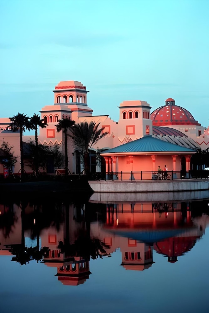 Disneys Coronado Springs Resort 4/50
