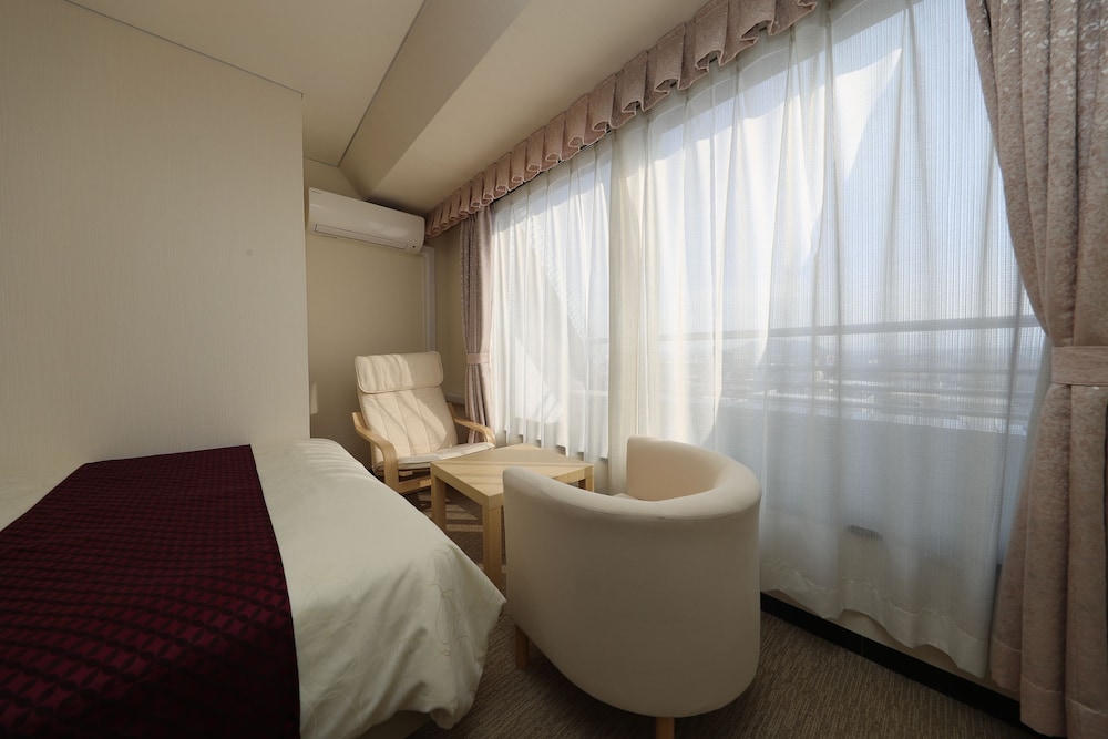 Hotel 21 44/57