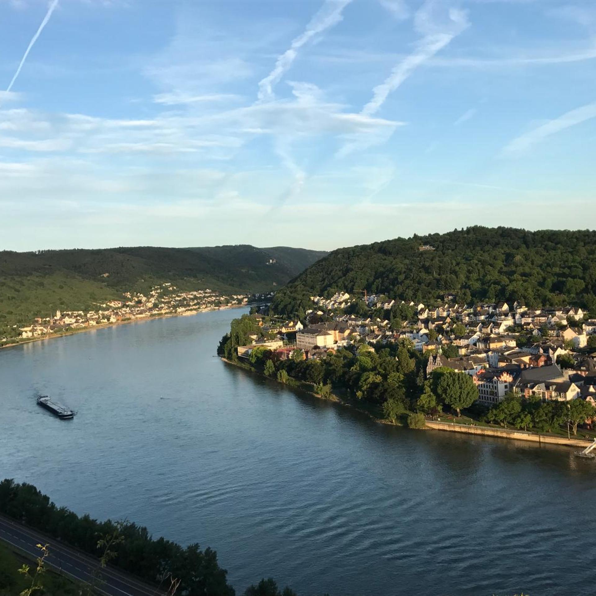 Hotel im Rheintal 47/57