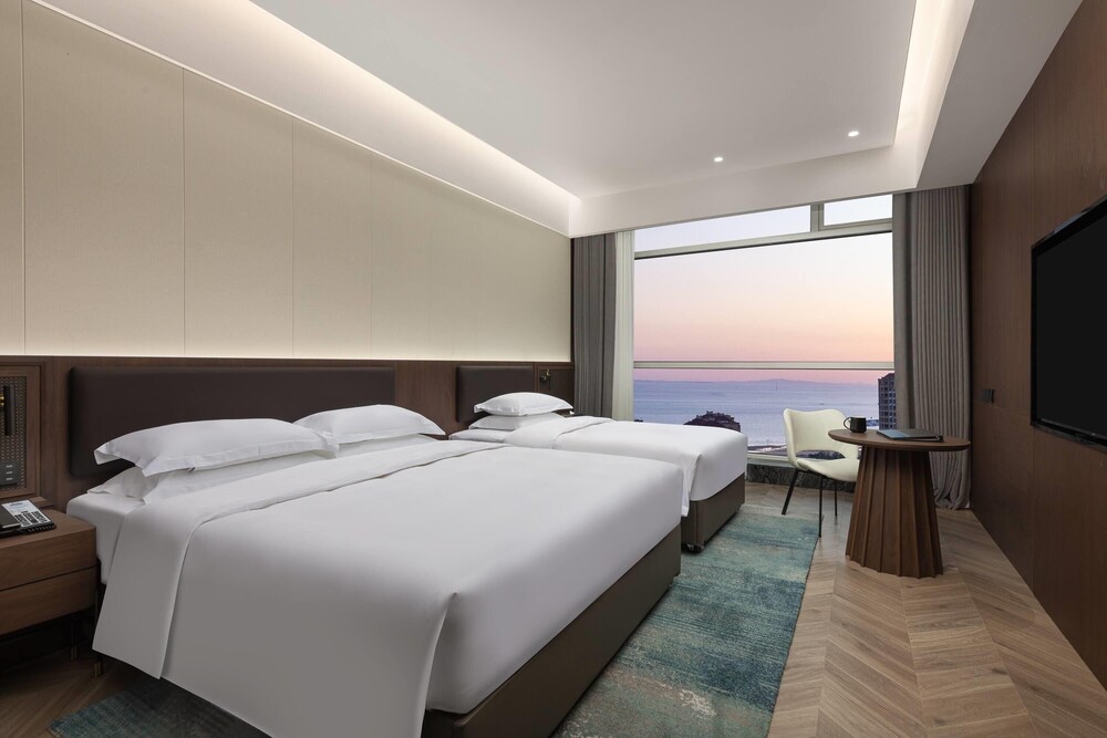 Days Hotel by Wyndham Weihai Huoju Eight Street 19/37