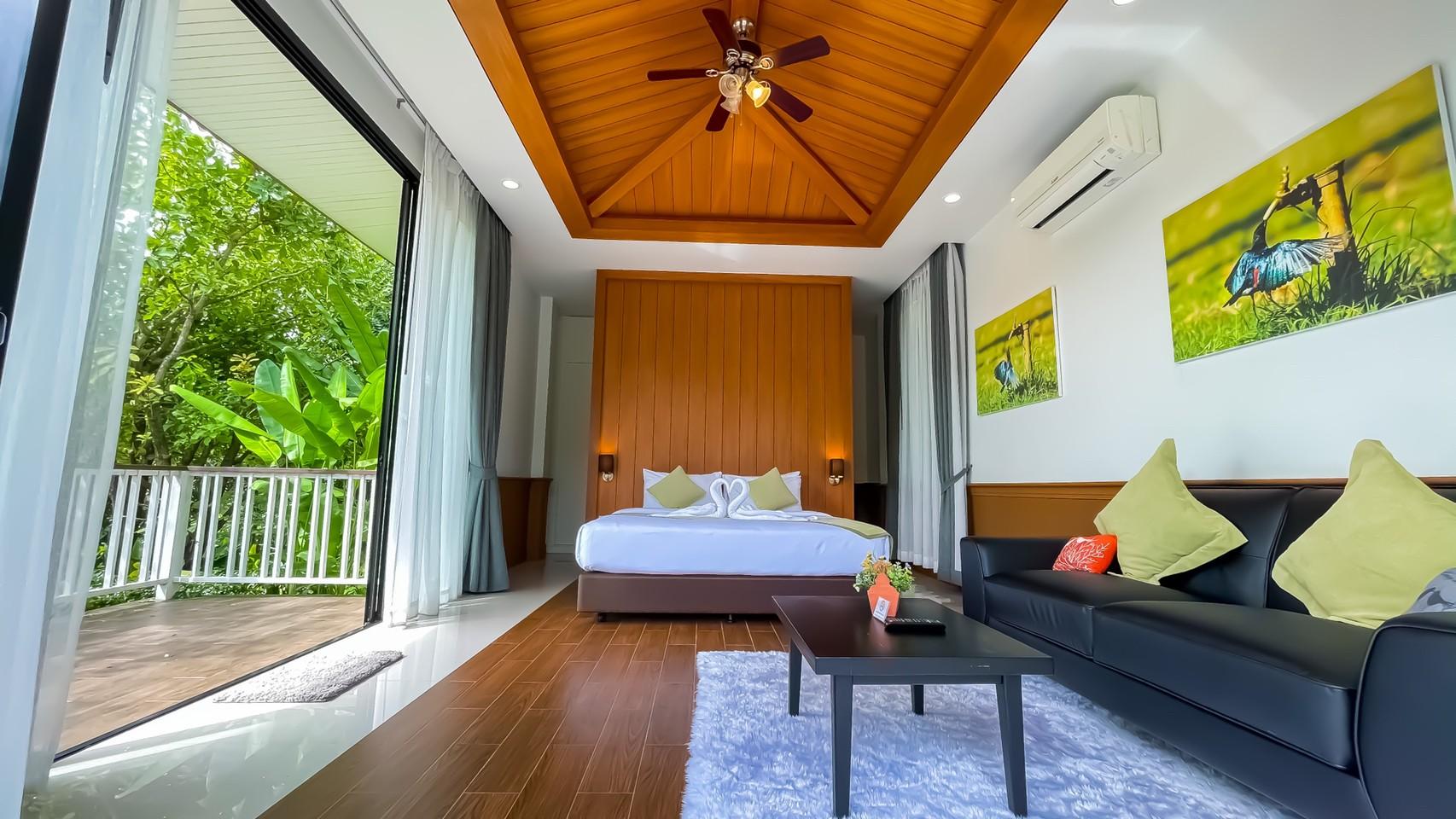 Villa, King Bed, Creek View