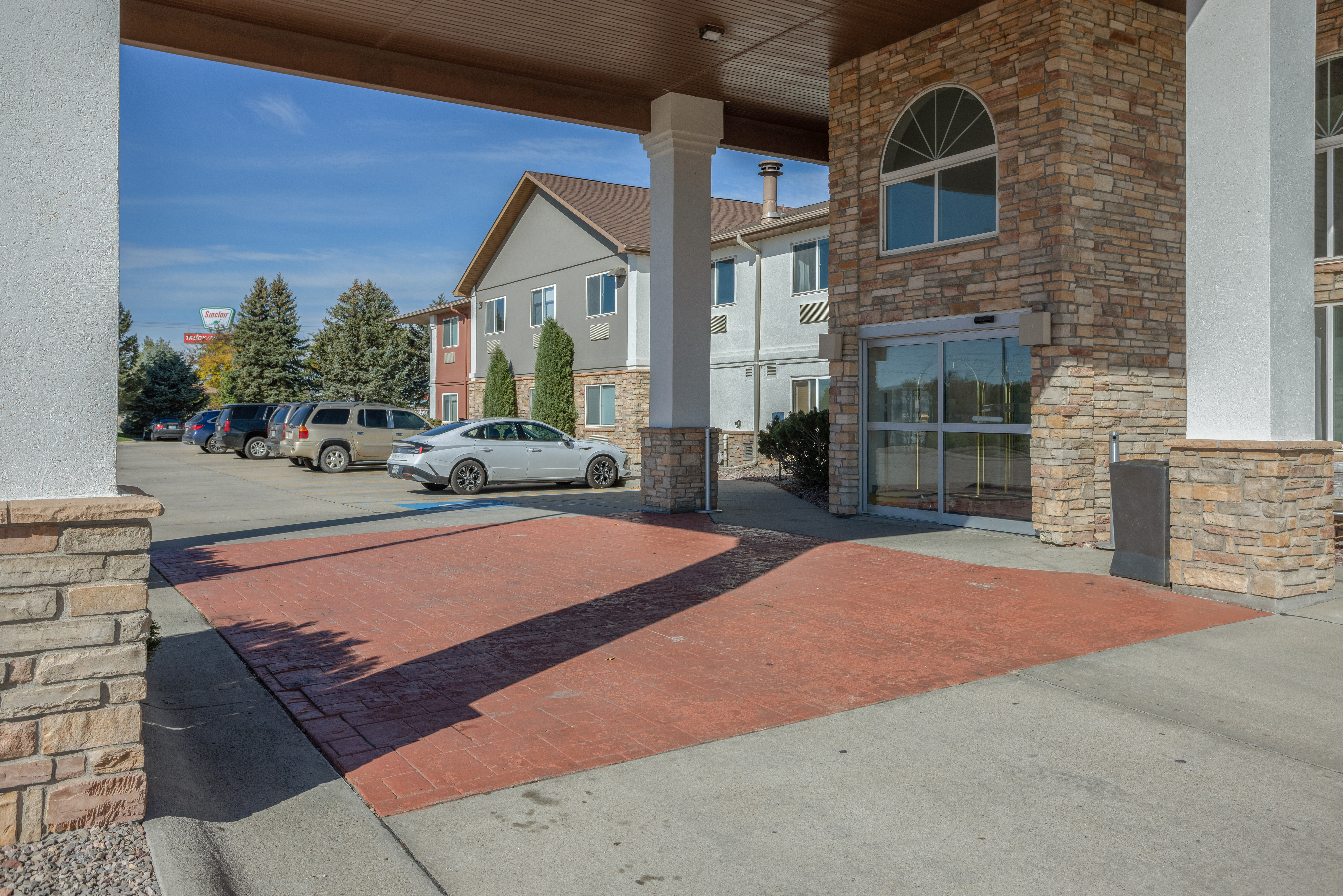 Holiday Inn Express & Suites Torrington 72/78