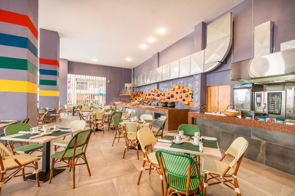 Decameron La Marina Guayabitos Ramada All Inclusive Resort 33/50