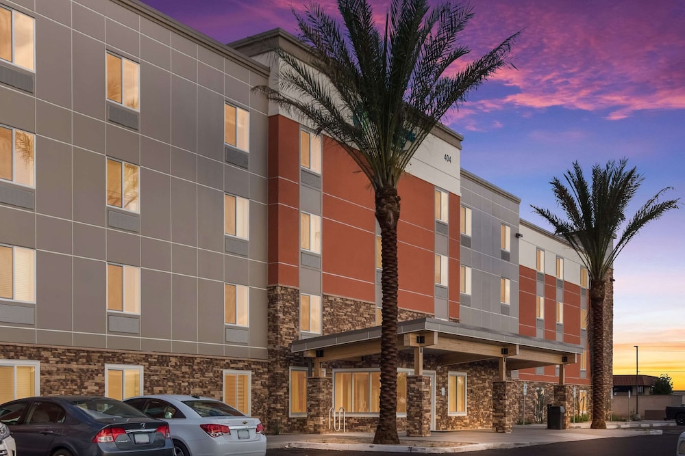 WoodSpring Suites Mesa Chandler 12/16