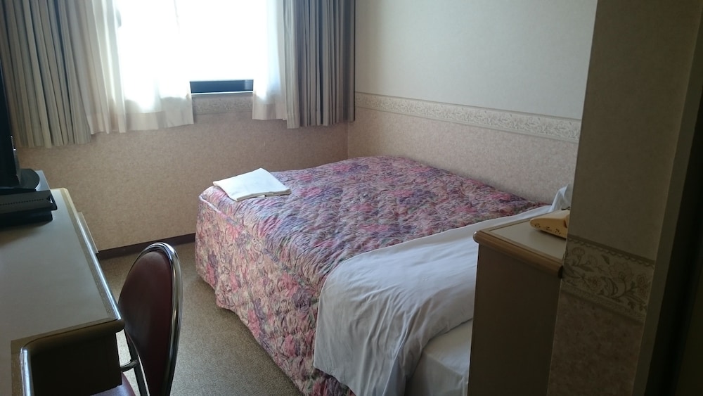Crown Hills Kanazawa 11/50