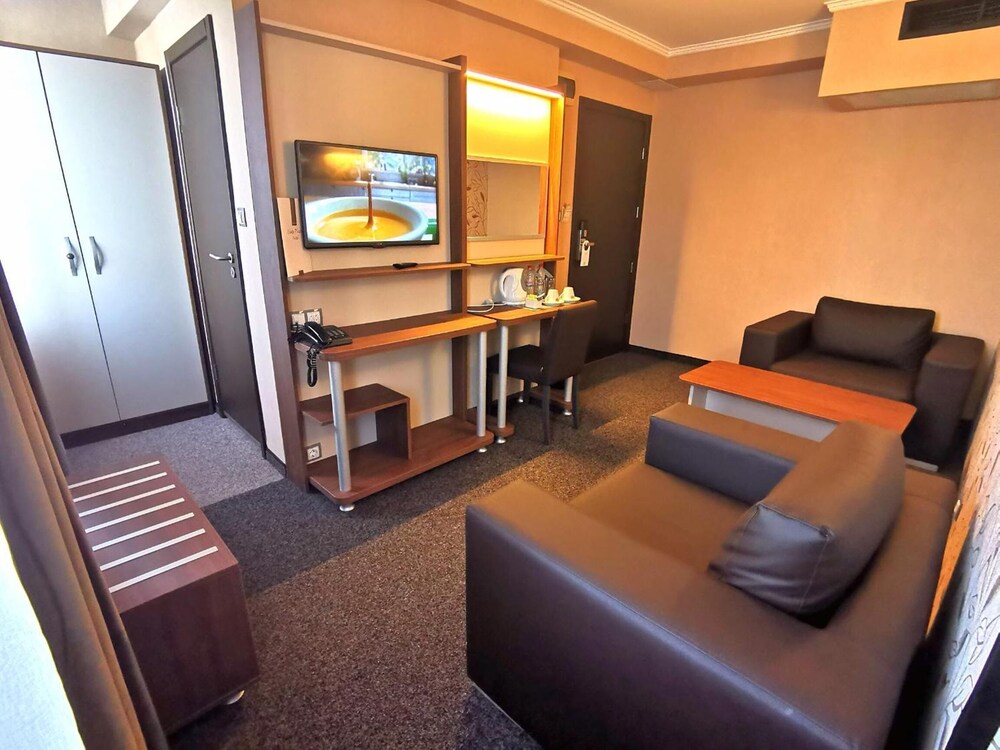 Business Hotel Elate Plaza 41/68