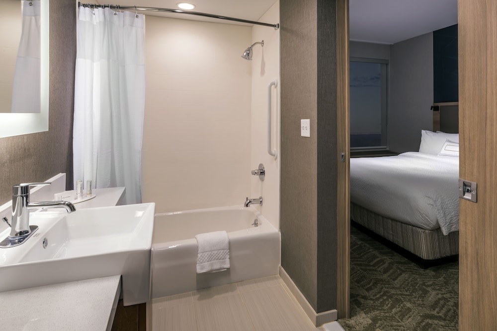 Springhill Suites Fishkill 52/56