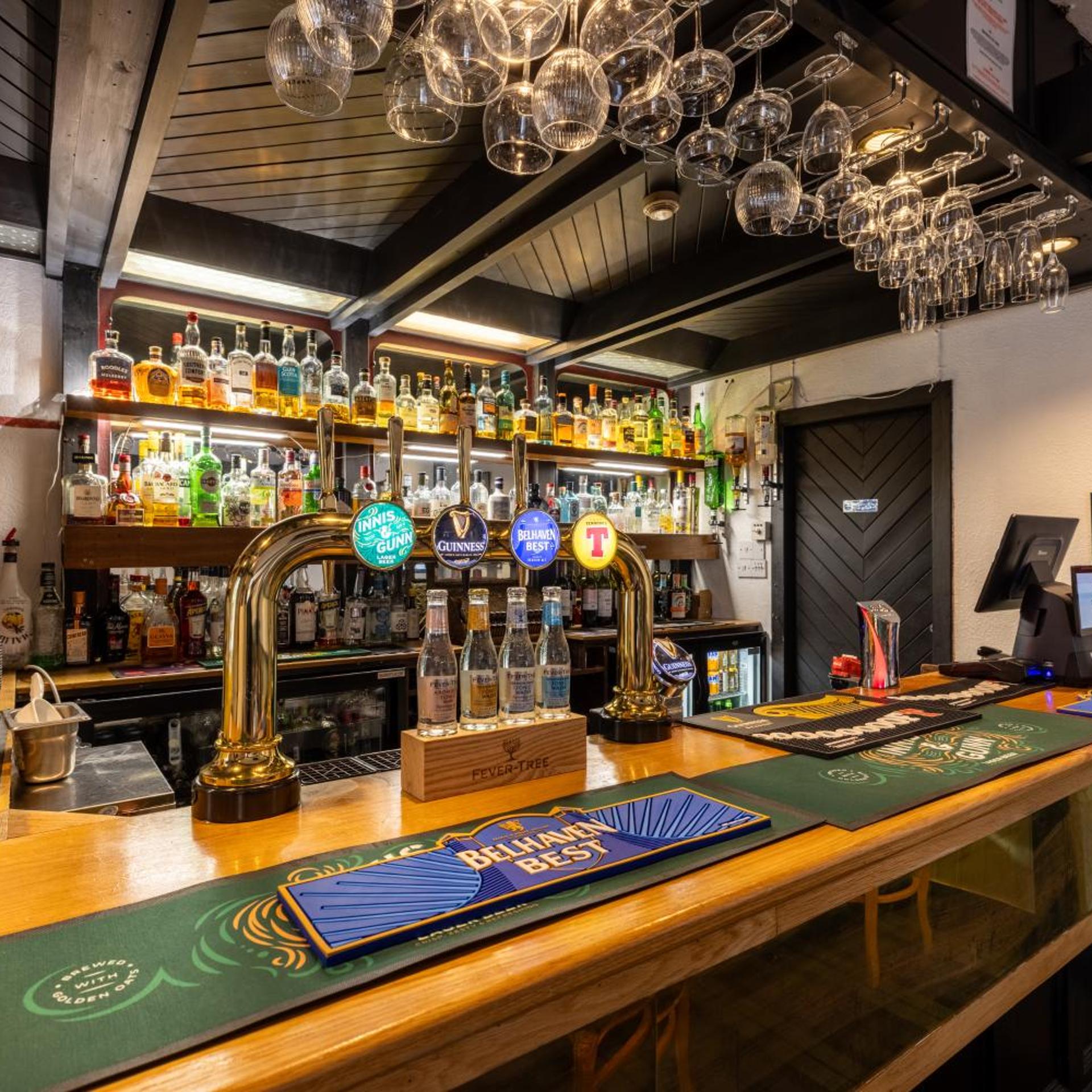 The Bein Inn Hotel & Restaurant 46/54