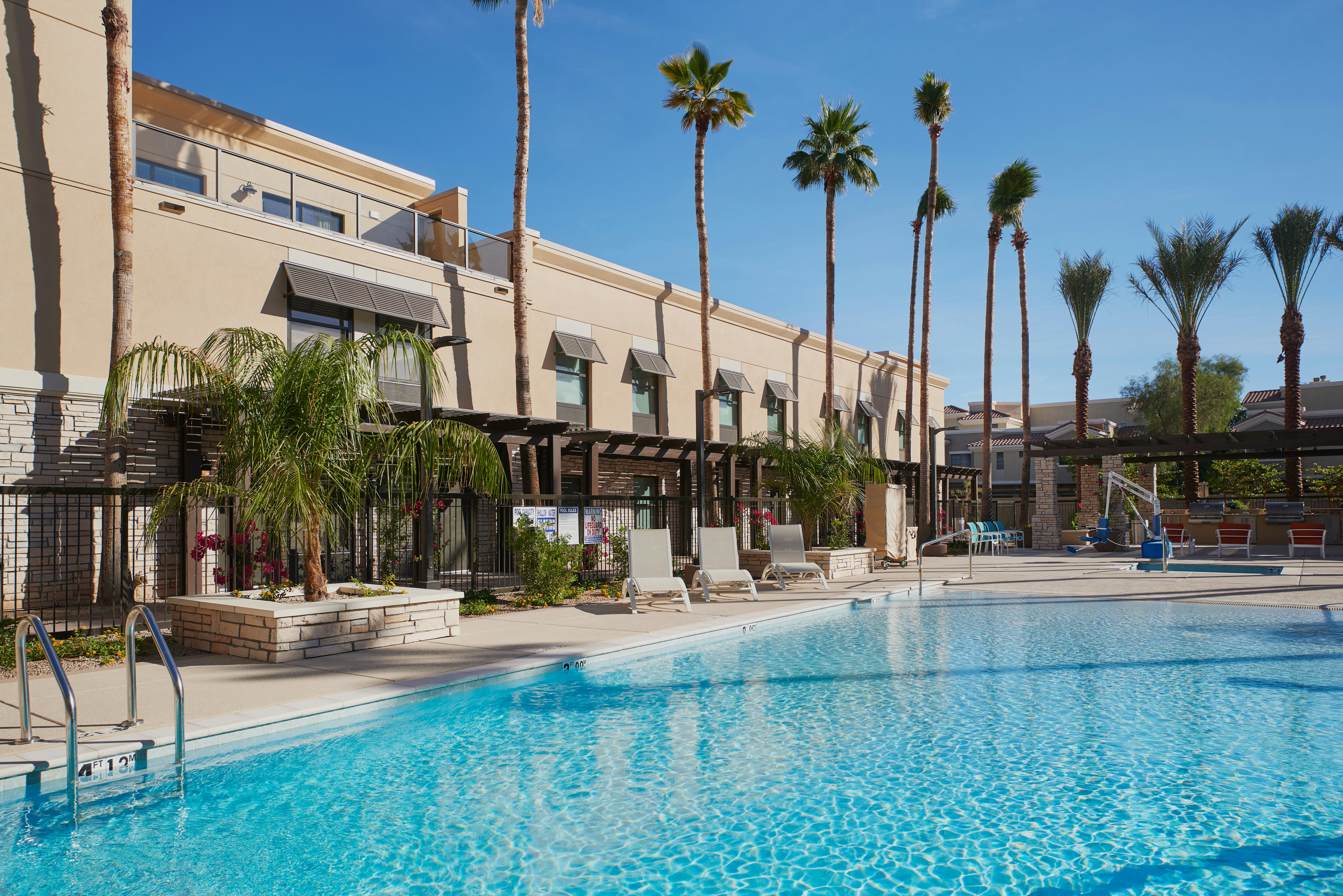 Hampton Inn & Suites Scottsdale On Shea Blvd 22/25