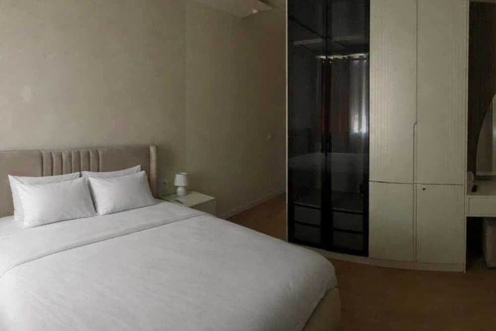 2 Bedrooms, Economy, Apartment, 1 Single and 2 Queen Beds, Annex