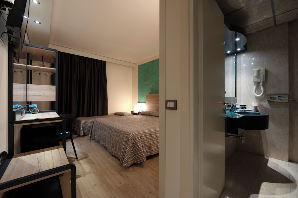 غرفة بسرير مزدوج، Hotel Galilei 4/5