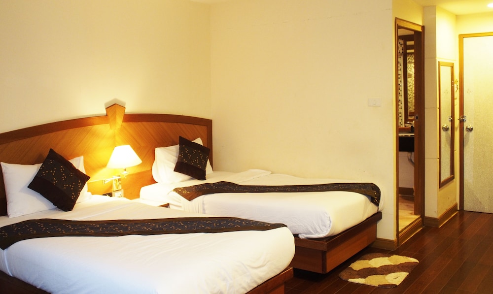 Nh Elegant Hotel 29/70