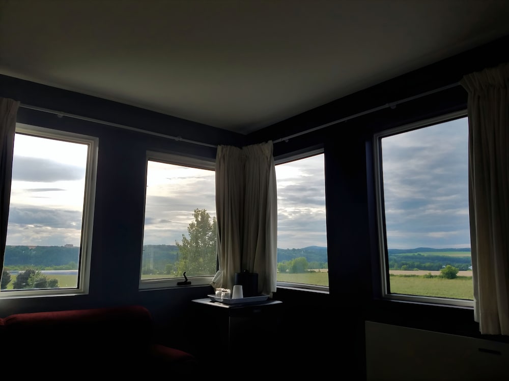 Ramada by Wyndham Florenceville 25/49