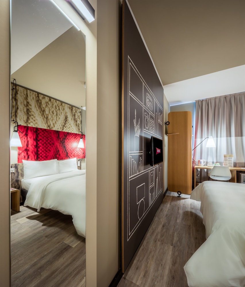 Ibis Istanbul West 13/73