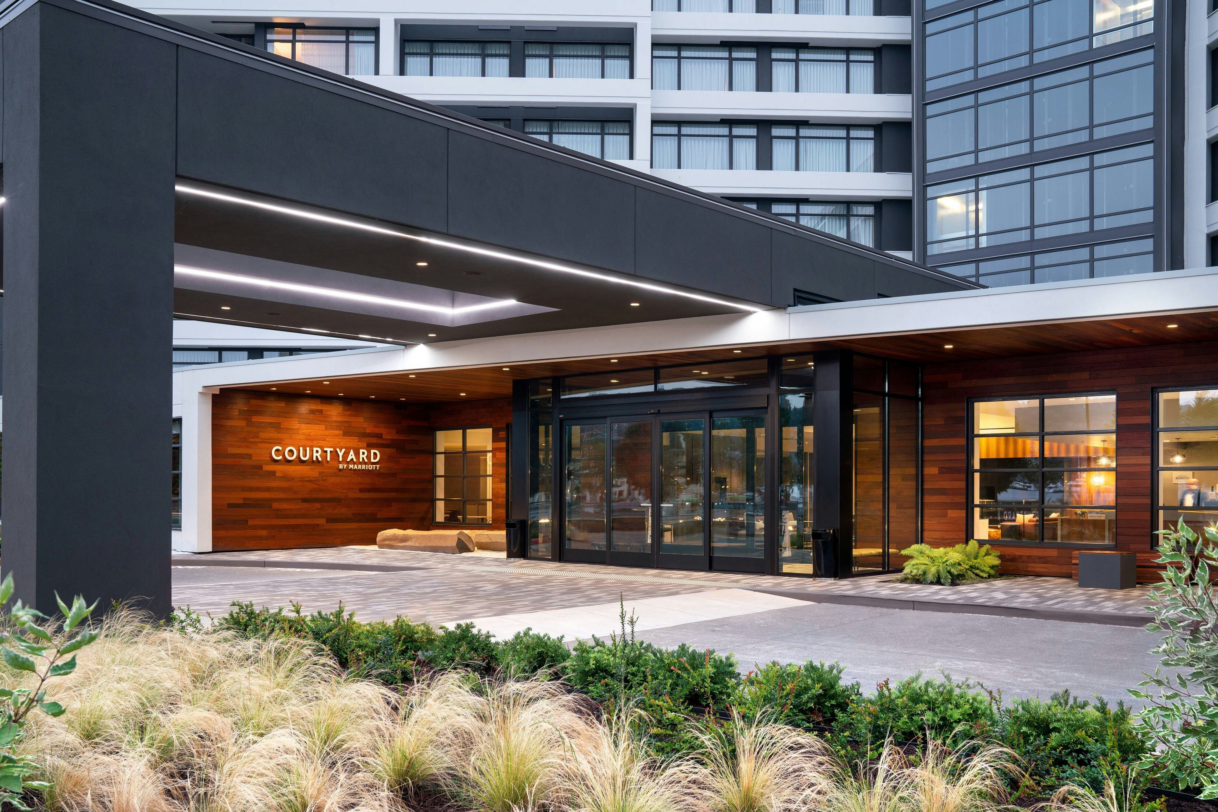 COURTYARD BY MARRIOTT SEATTLE DOWNTOWN LAKE UNION