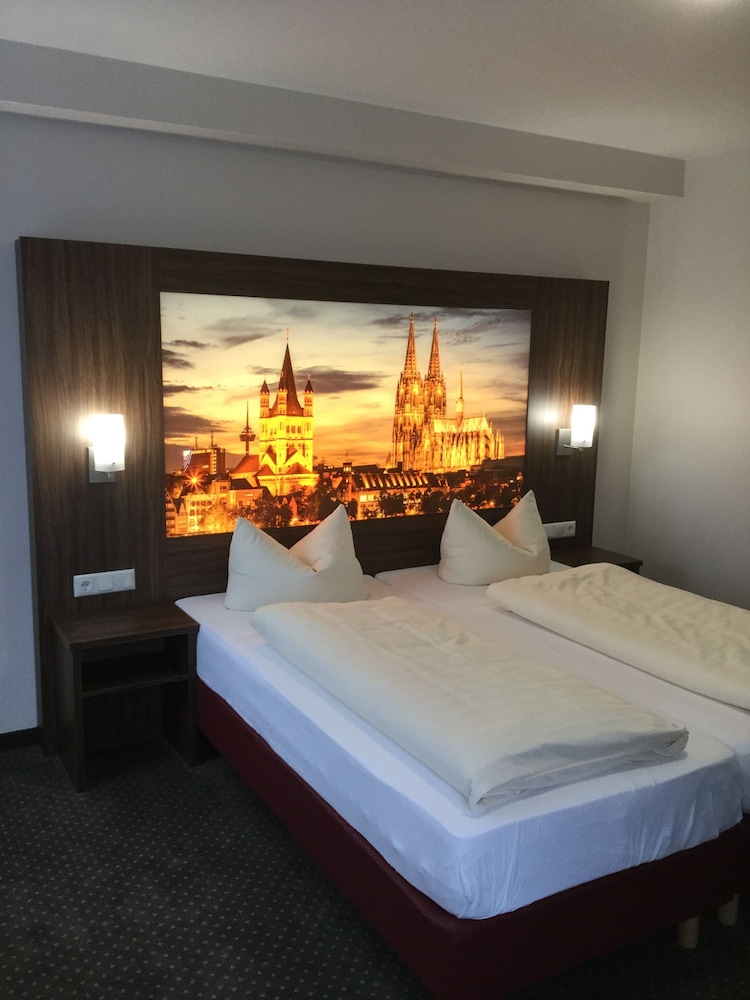 Exclusive, Twin Beds