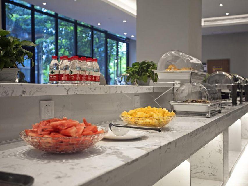 Yuhuayuan Design Hotel (Haizhou Meilan Airport Hongzhou Jiangshan) 23/28