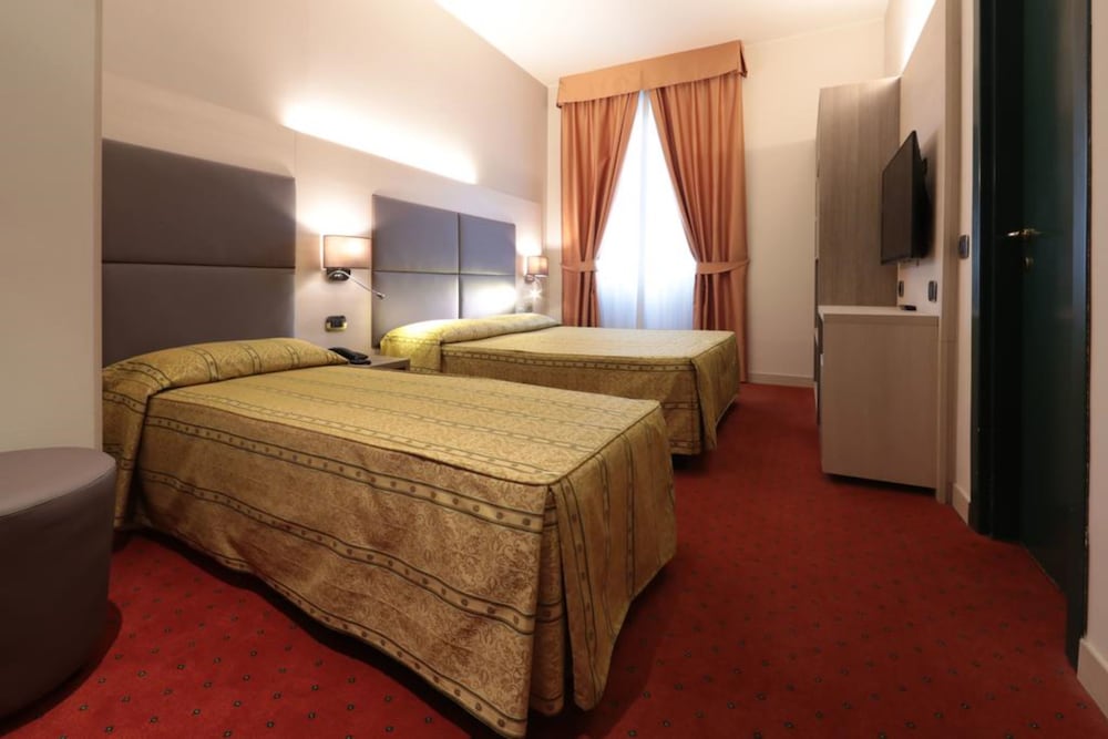 Hotel Campion 14/67