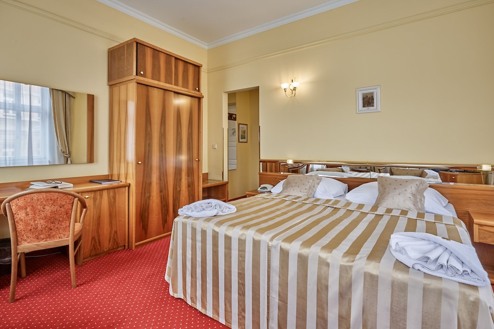 Comfort, Double Bed, Balcony, Park Spa Hotel Sirius 2/3