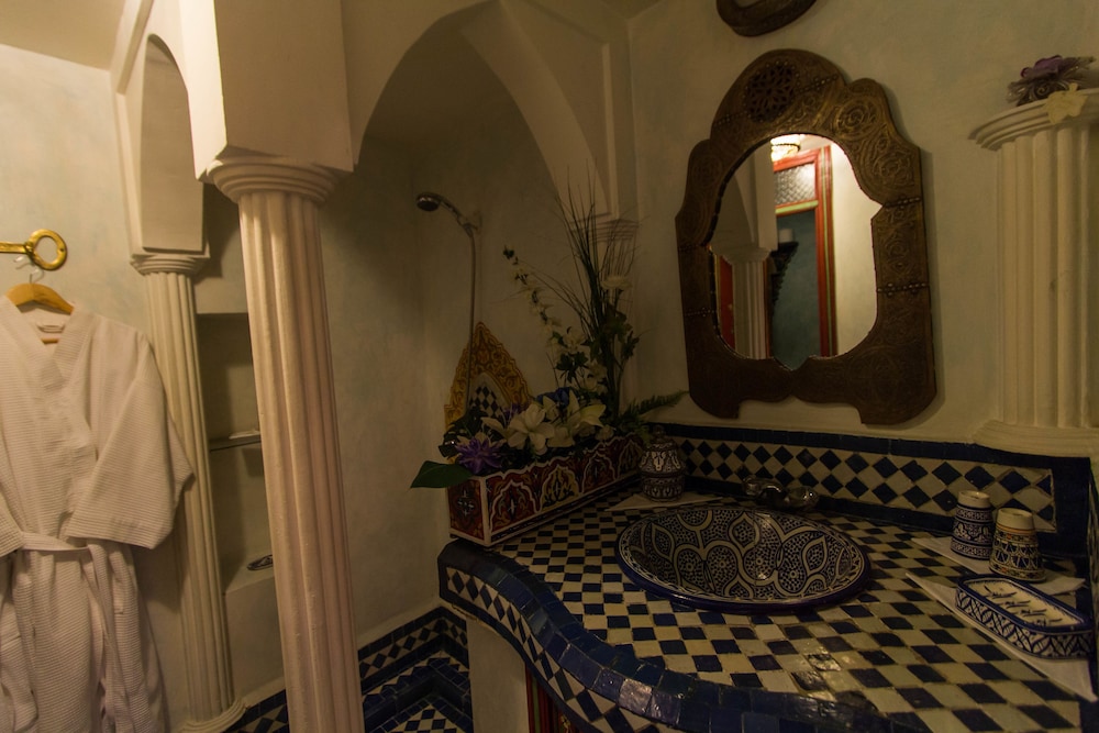 Riad Kettani 31/66