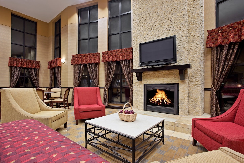 Holiday Inn Express Cincinnati West 60/74