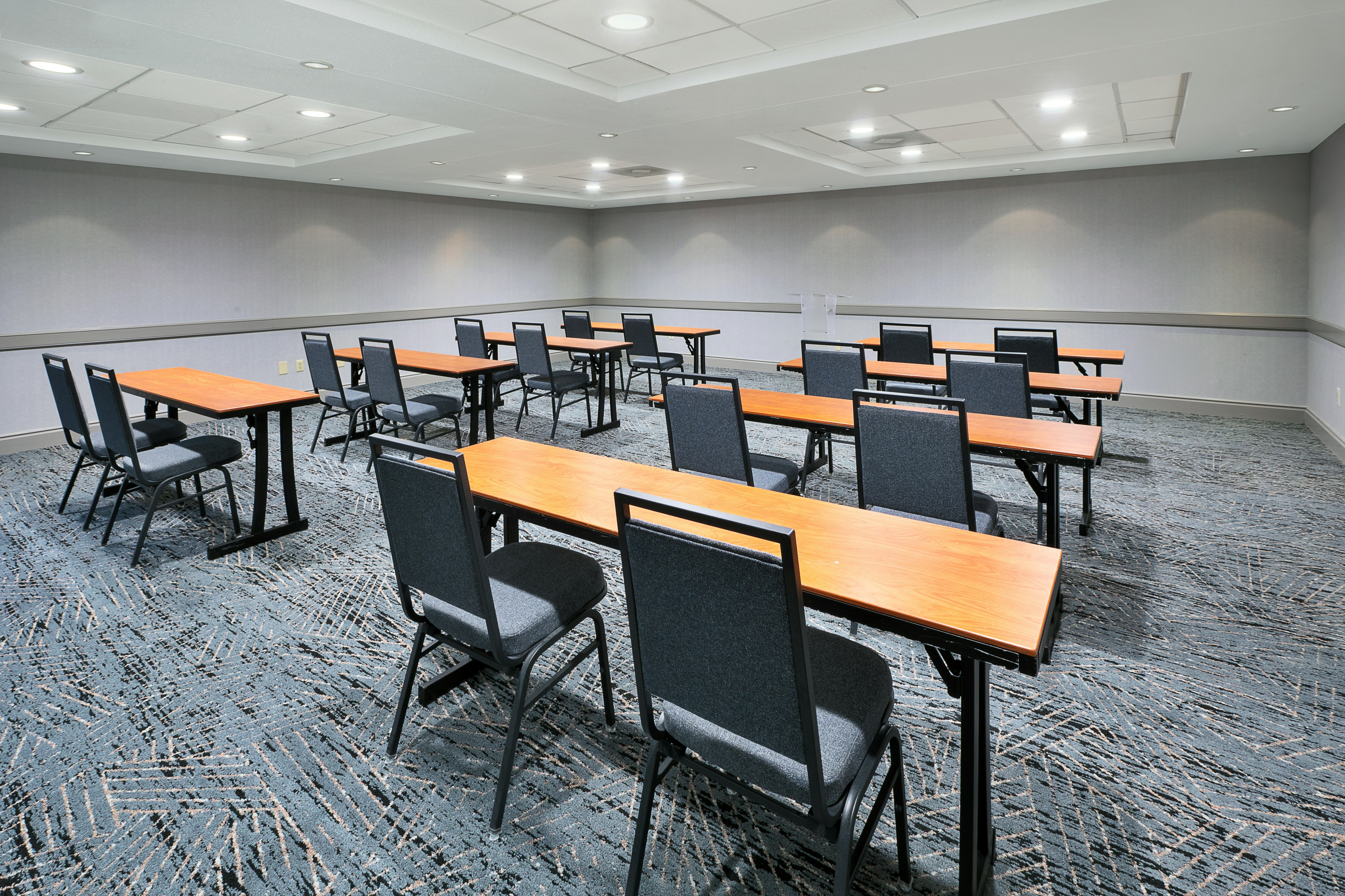 Embassy Suites by Hilton Franklin Cool Springs 66/75
