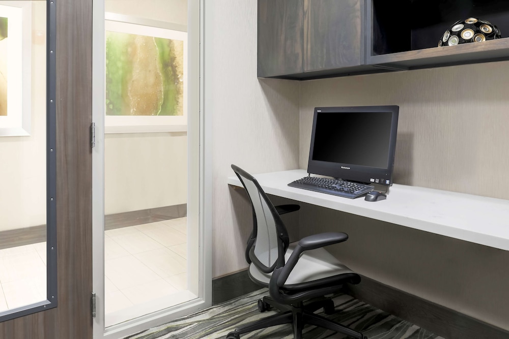 HILTON GARDEN INN ARDMORE 38/48