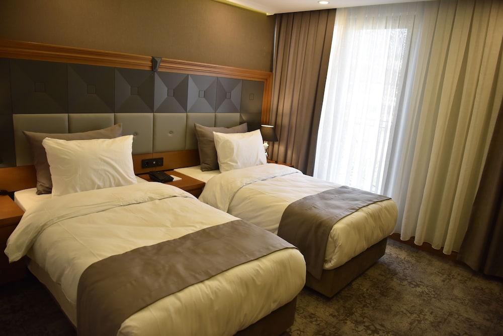 Four Seven Hotel 6/36