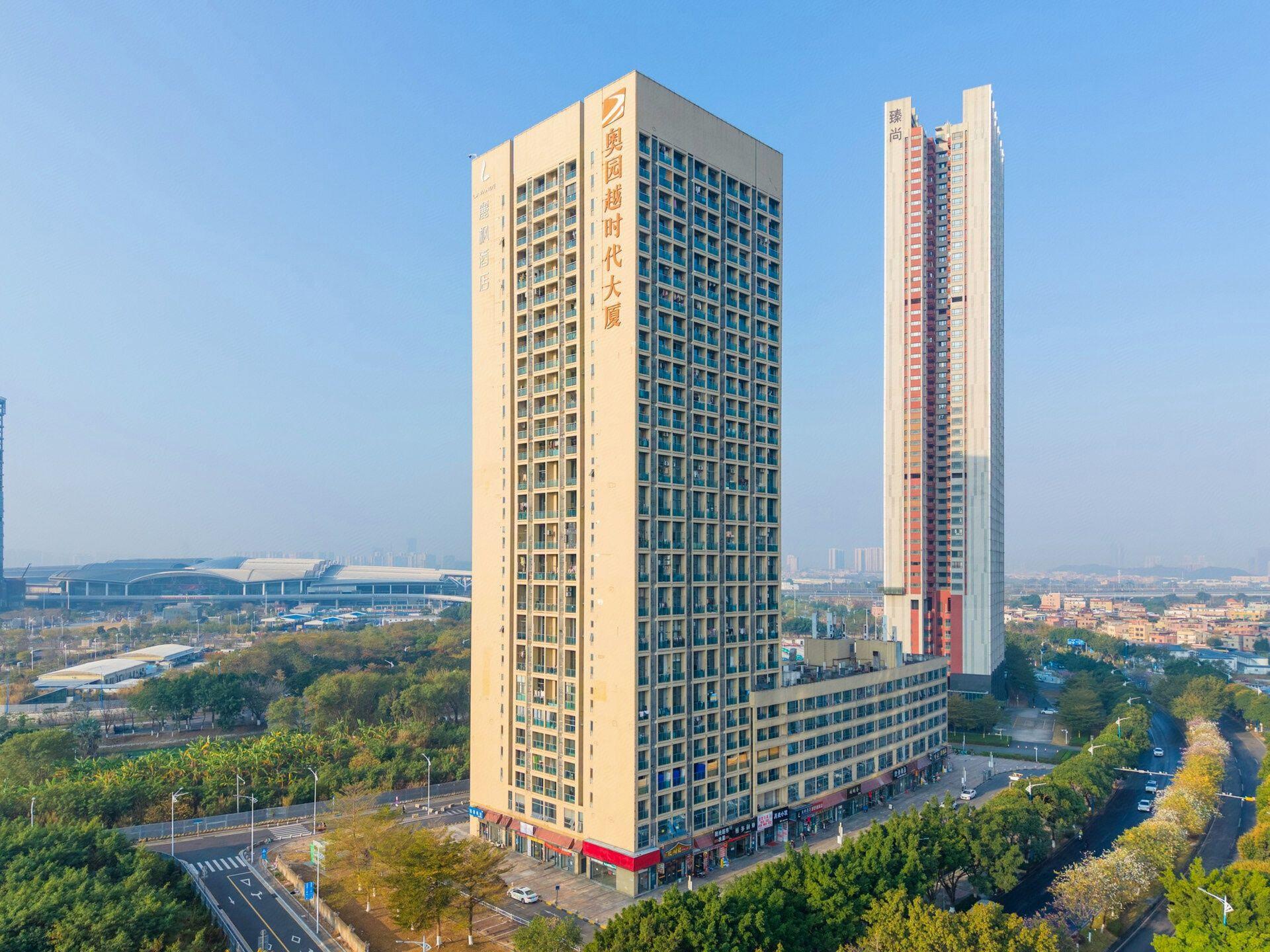 Lavande Hotel Guangzhou Shibi Metro Station photo1