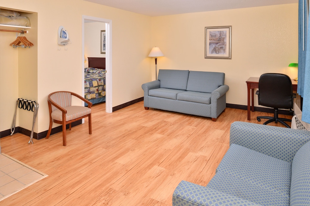 Tower Inn And Suites 21/30