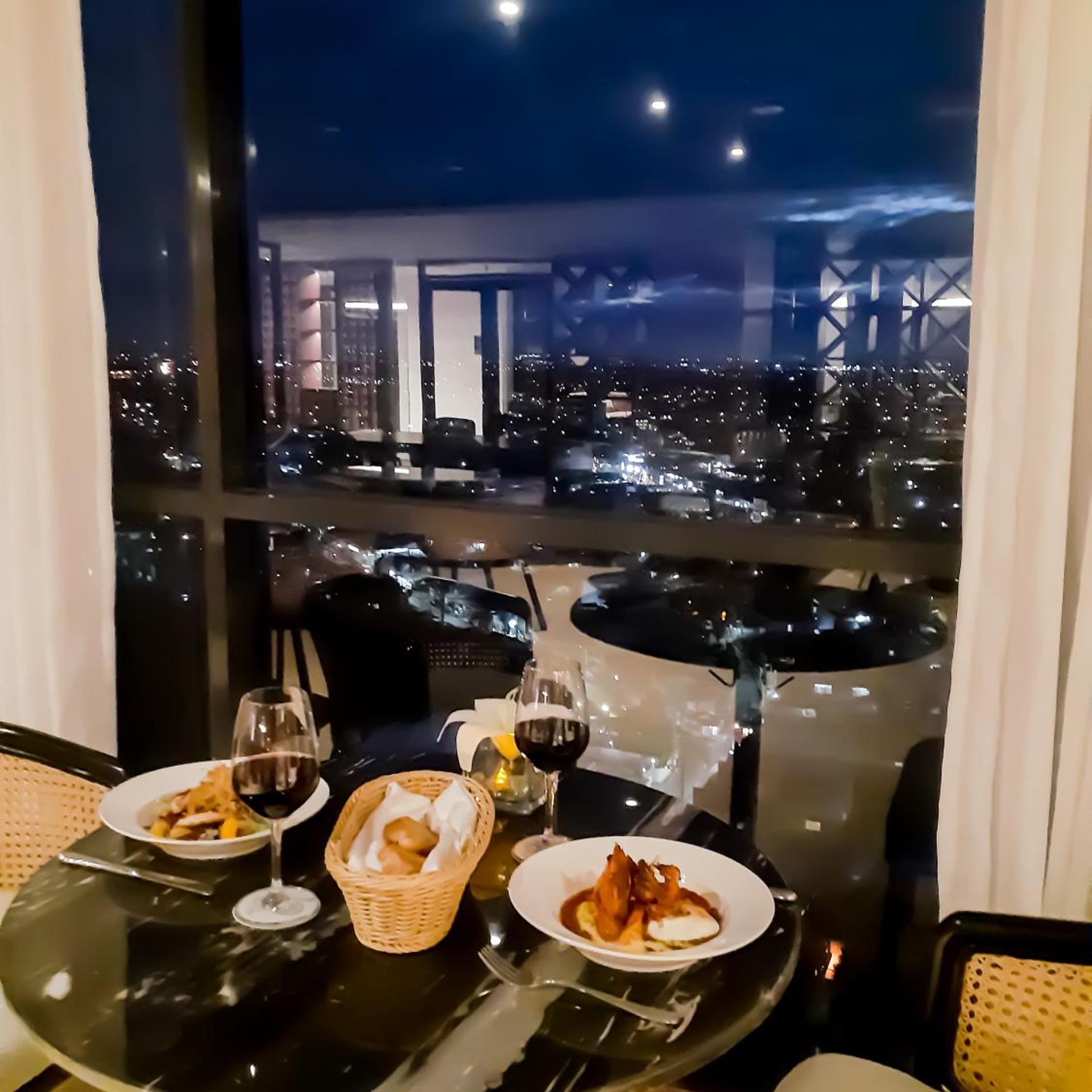 The Excelsior Hotel Las Pinas 38/50