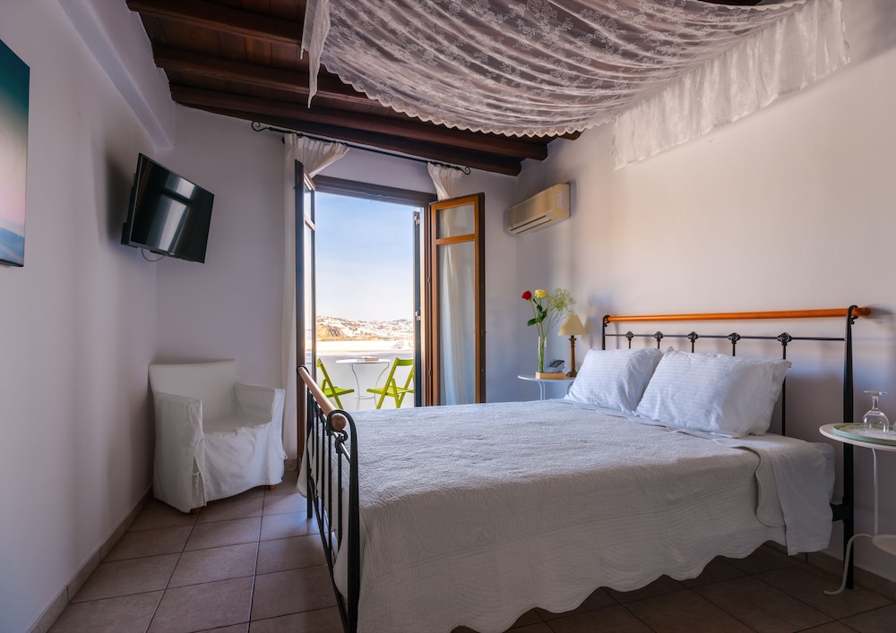 Paradision Hotel 34/71