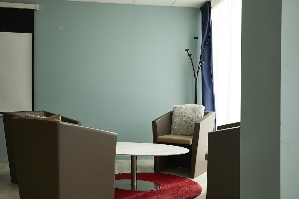 Aparthotel Adagio Access Massy Palaiseau 56/71