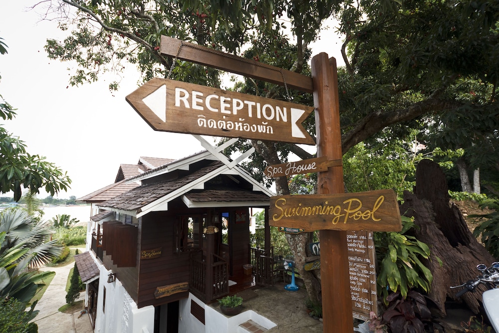 Gin's Maekhong View Resort & Spa 6/37