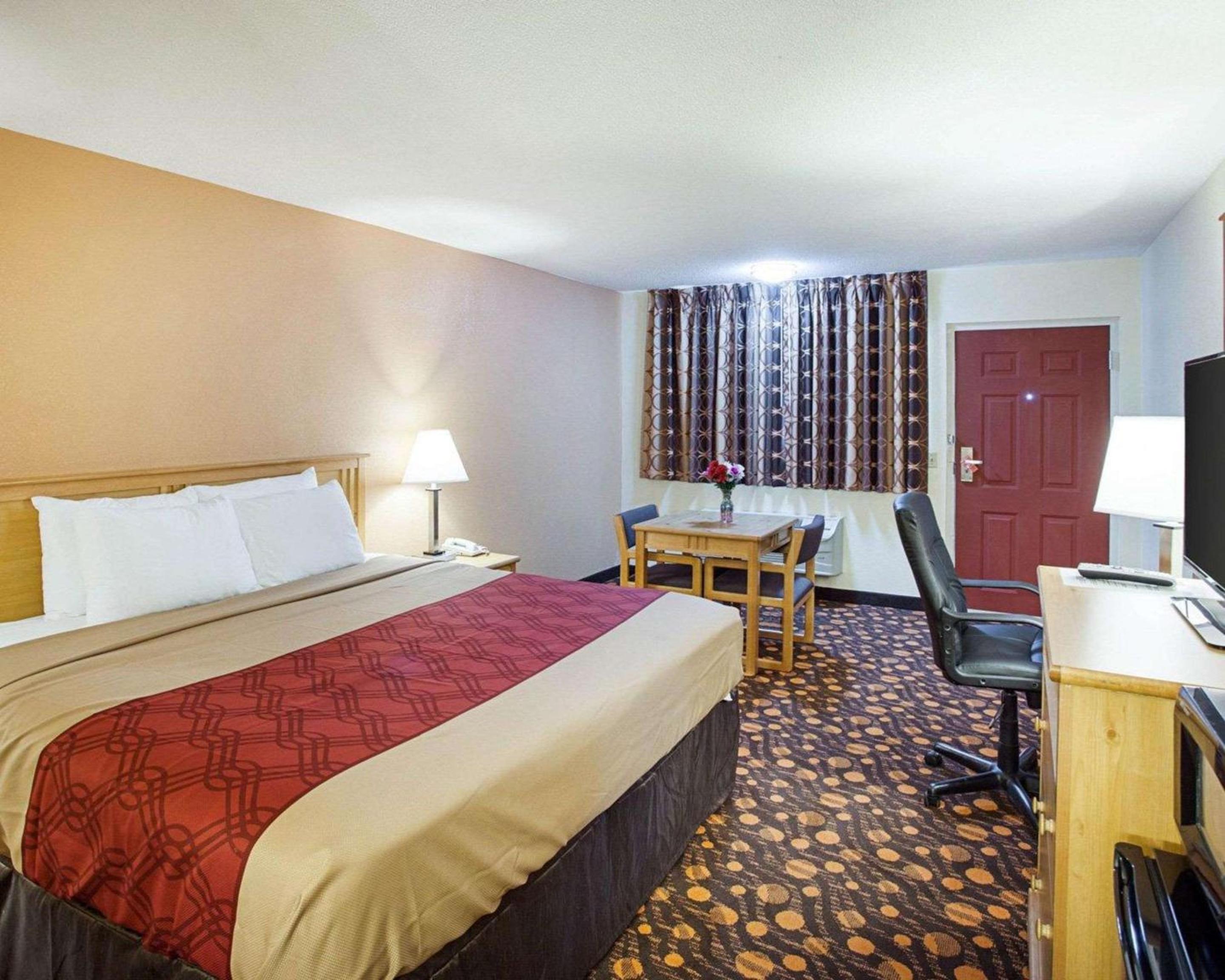 Standard, King Bed