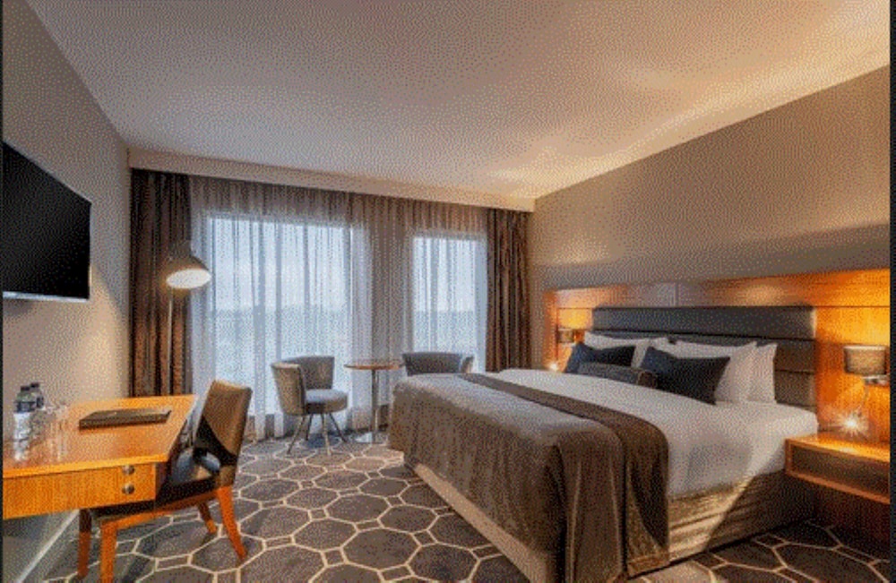 Athlone Springs Hotel 9/46