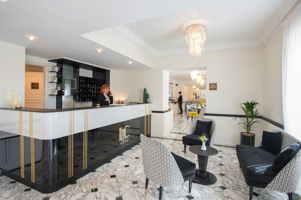 lobby