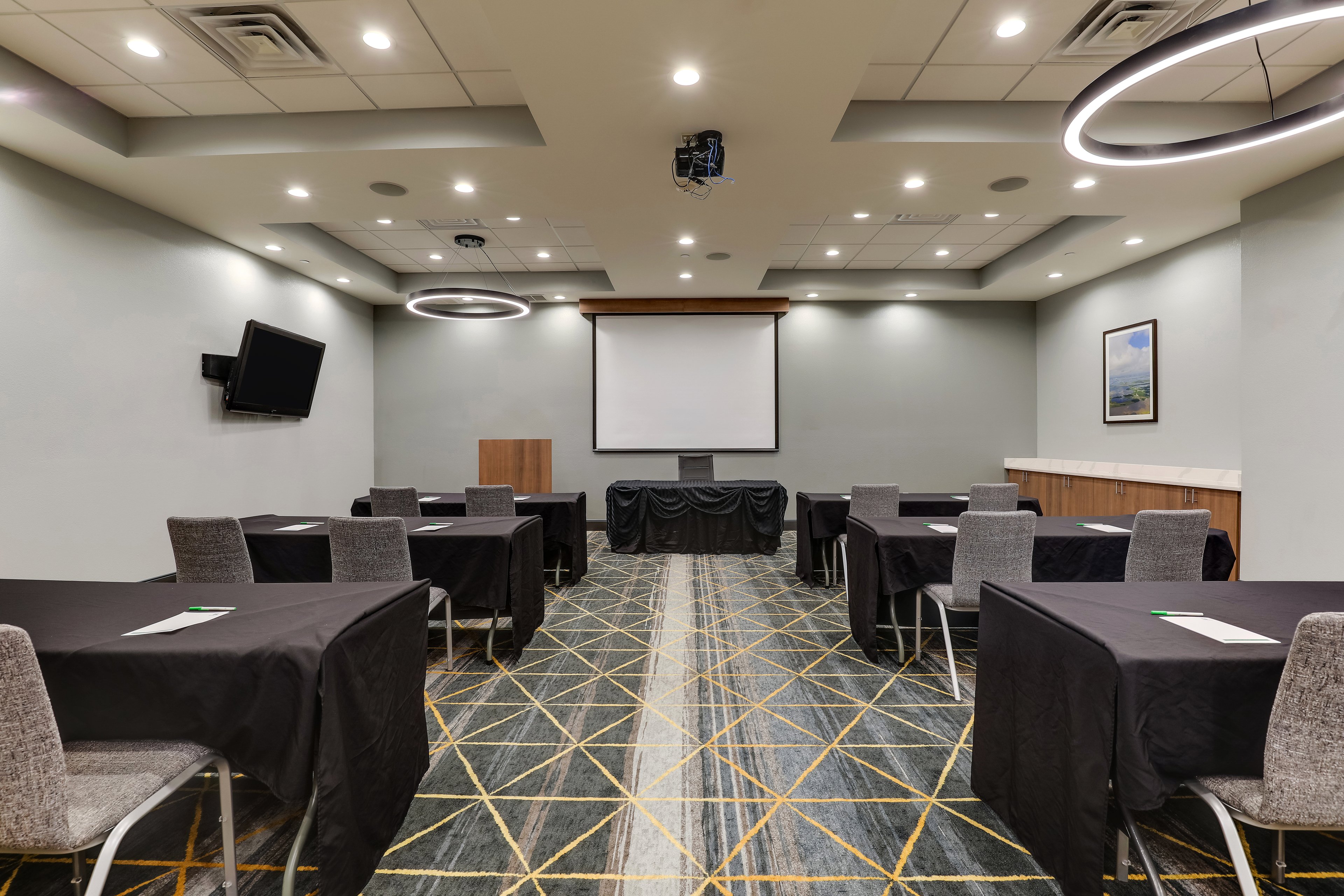 Holiday Inn Mobile - Airport 54/61