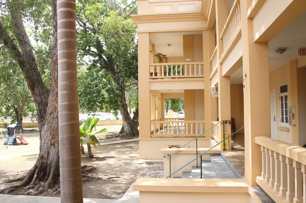 Parador Guanica 1929 38/44