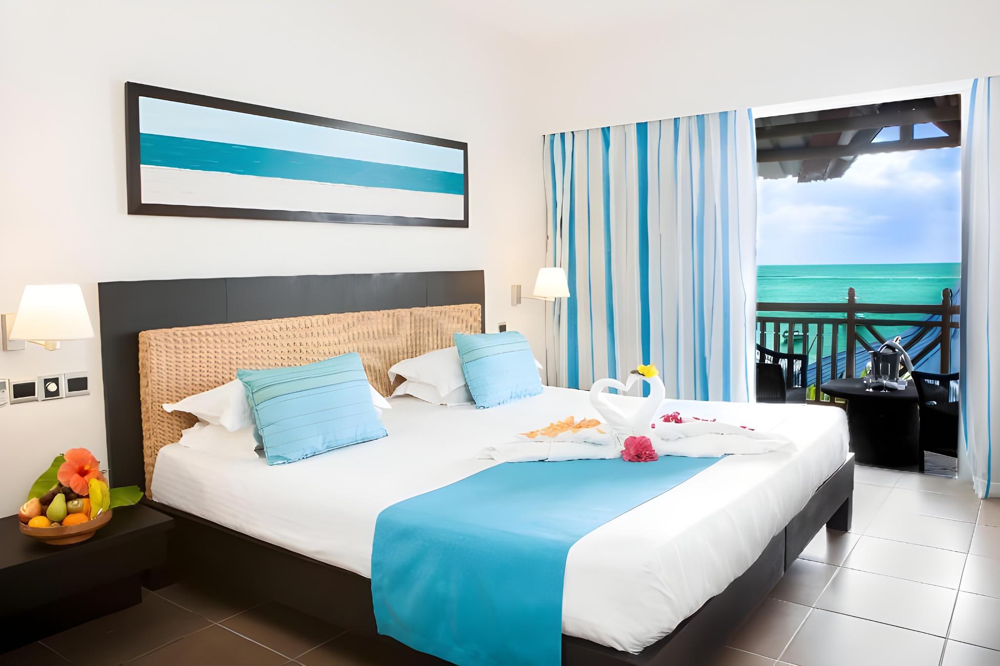 Room at Pearle Beach Resort And Spa, FLIC-EN-FLAC