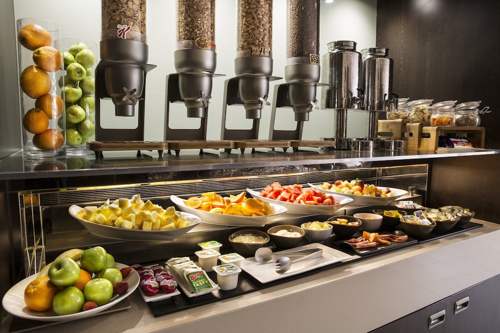 Holiday Inn Melbourne Airport 30/46