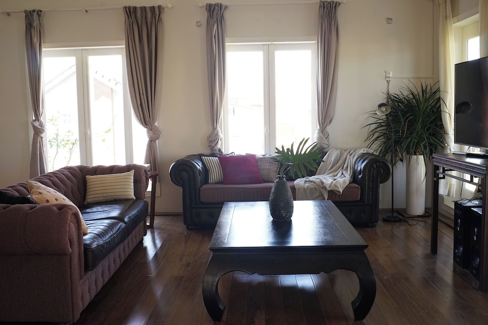 Lu Tan Villa 50/72