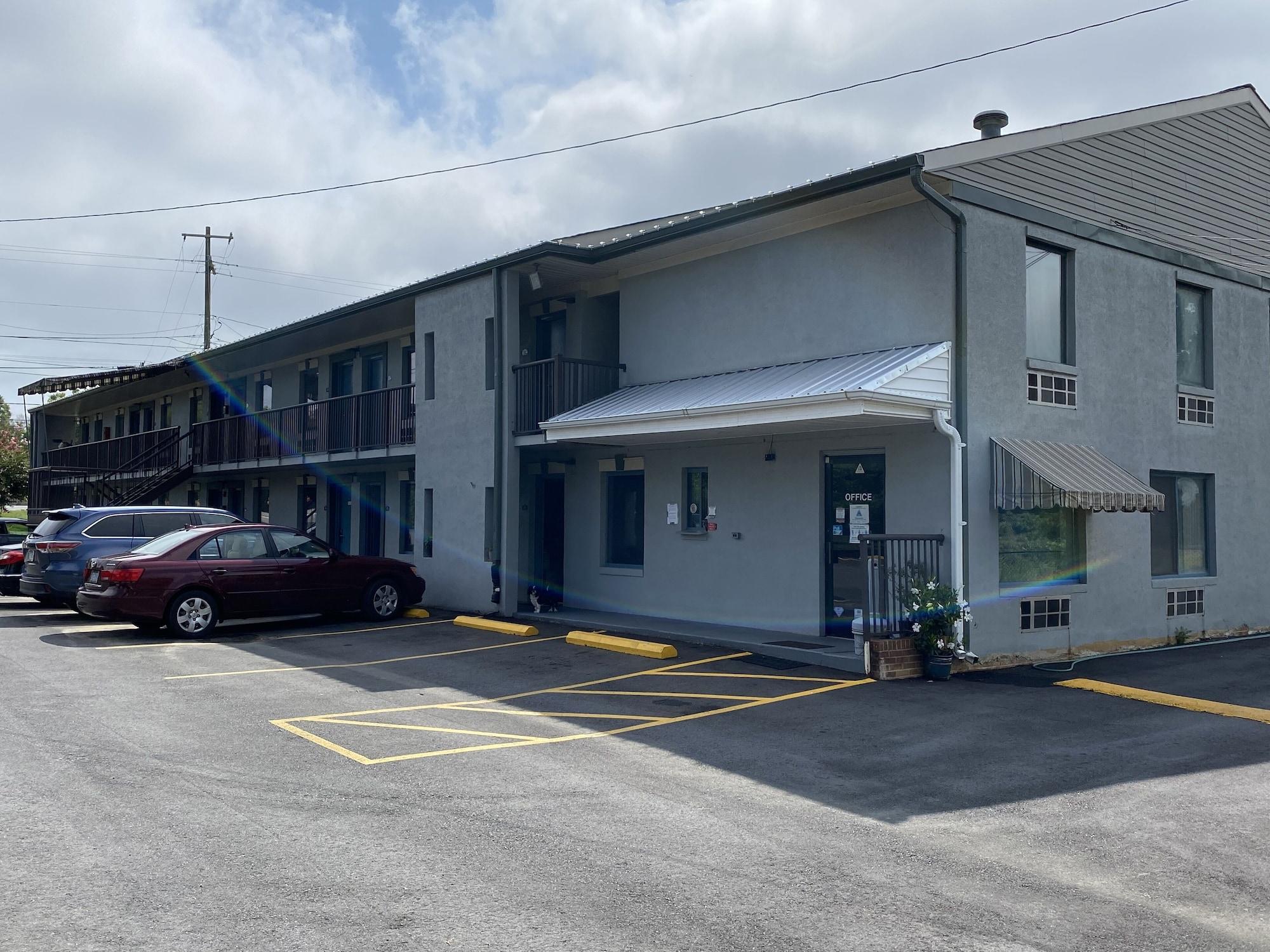 Americas Best Value Inn 15/19