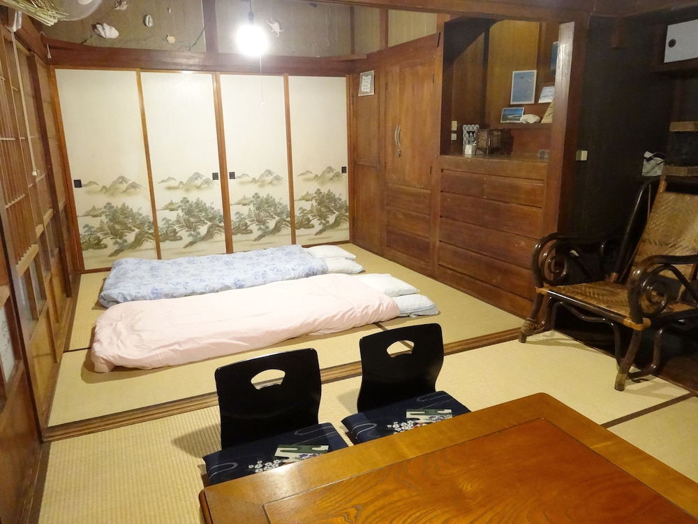 Goyah-So Guesthouse 54/72