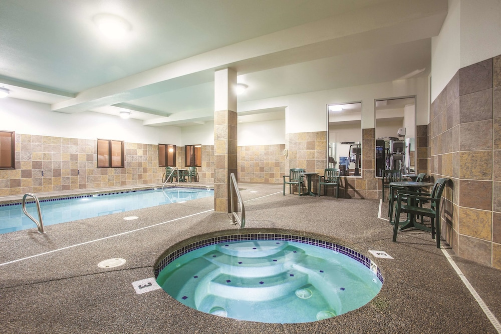 La Quinta Inn & Suites by Wyndham Portland Airport 3/43